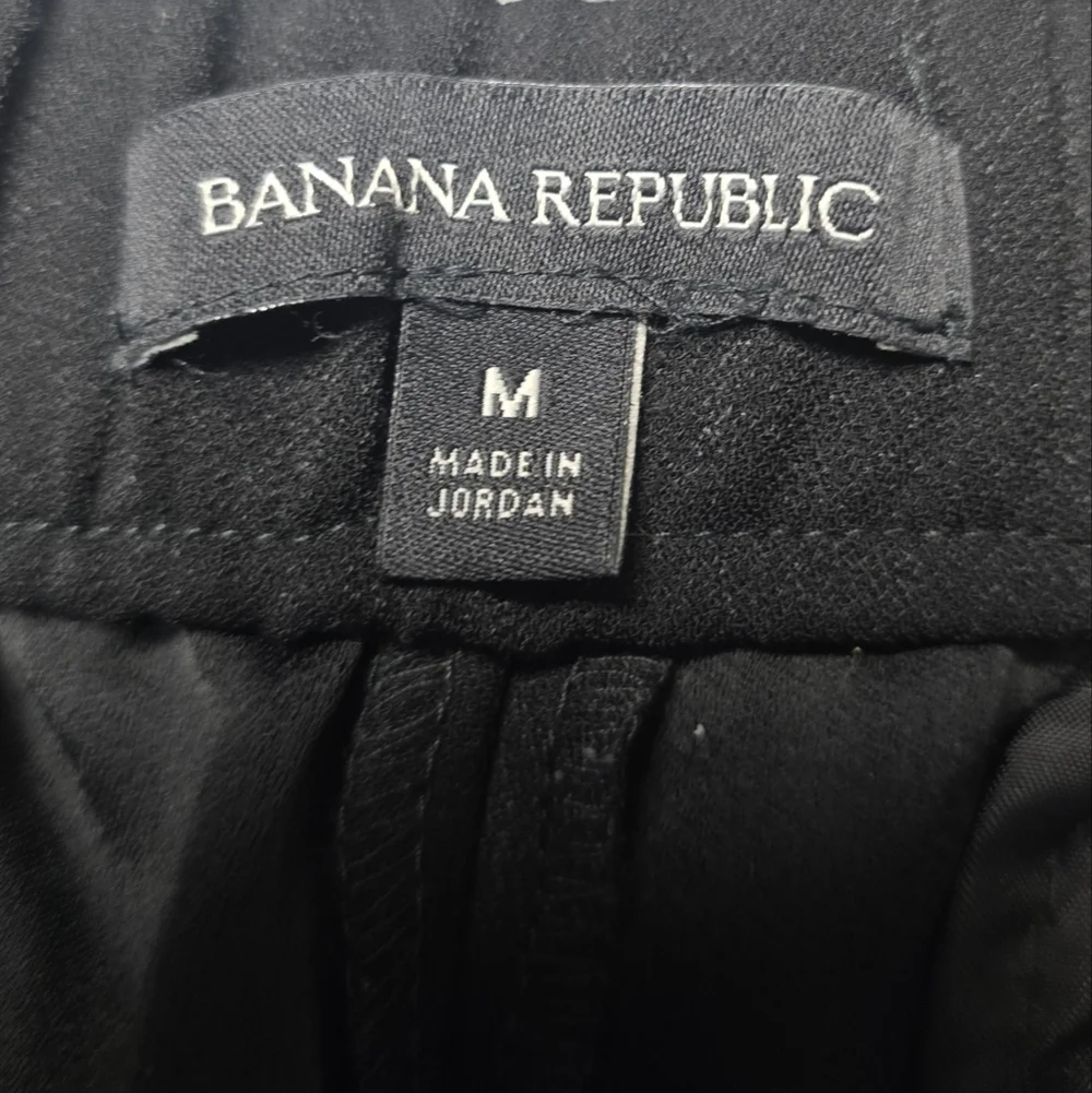 Banana Republic Elastic Waist Track Pants Sz. M Black with Grey Stripe